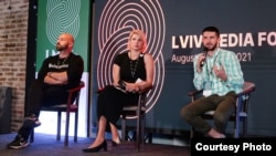 Павел Казарин, Любовь Цибульская и Алим Алиев на Lviv Media Forum, август 2021 года