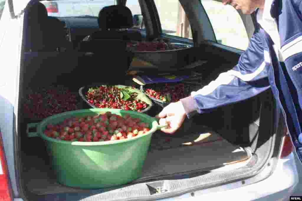 Дар орзуи арзонӣ #39