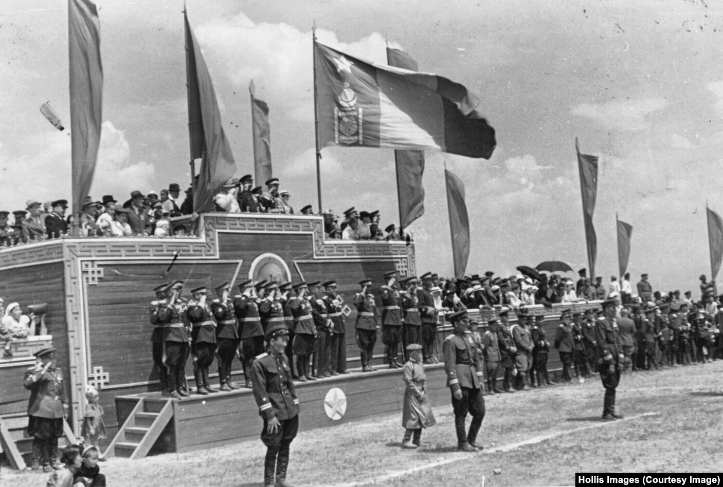 Një paradë ushtarake në Ulan Bator më 1946.