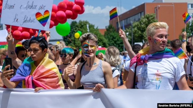 Parada ponosa 'Zajedno i ponosni' u Prištini