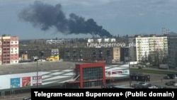 რუსული და უკრაინული ტლეგრამ-არხების ცნობით, 15 აპრილს დრონებით შეტევა იყო რუსეთის ბაშკირეთის რესპუბლიკაში მდებარე „სტერლითამაქის ნავთობქიმიურ ქარხანაზე“