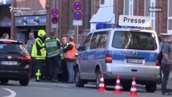 Nalet kombija na grupu ljudi u Minsteru