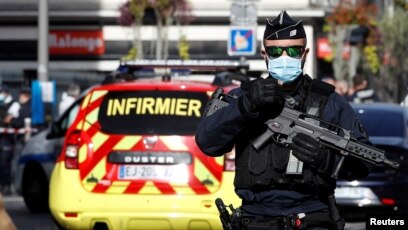 У Франції до охорони правопорядку залучать тисячі військових