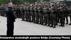 Ministar unutrašnjih poslova Srbije Aleksandar Vulin posetio je 21. septembra 2021. Specijalnu policijsku jedinicu u Kraljevu, koja se nalazi 80 kilometara od granice sa Jarinjem sa Kosovom