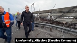 Руйнування на Південному мосту в Києві, 27 жовтня 2026 року