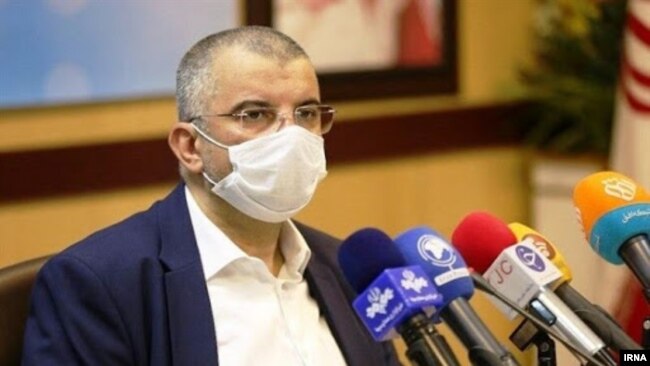 معاون وزیر بهداشت ایران می‌گوید میزان پرداخت هزینه‌های درمان از جیب مردم به ۴۰ درصد افزایش یافته است.