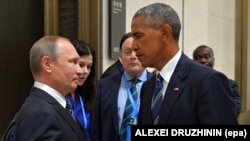 Takimi mes Putinit dhe Obamas. Boyarskaya ishte përkthyese e Putinit në këtë takim.