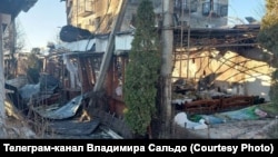 Последствия удара по селу Хорлы Херсонской области, 1 января 2026 года