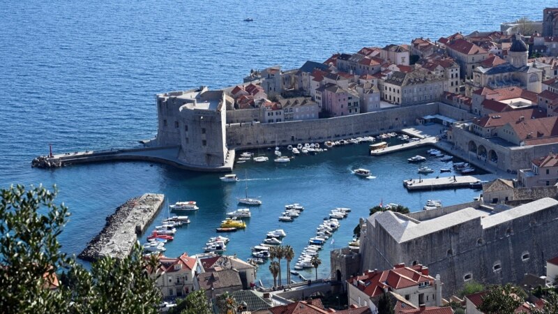 Во Дубровник соборен температурниот рекорд за јуни
