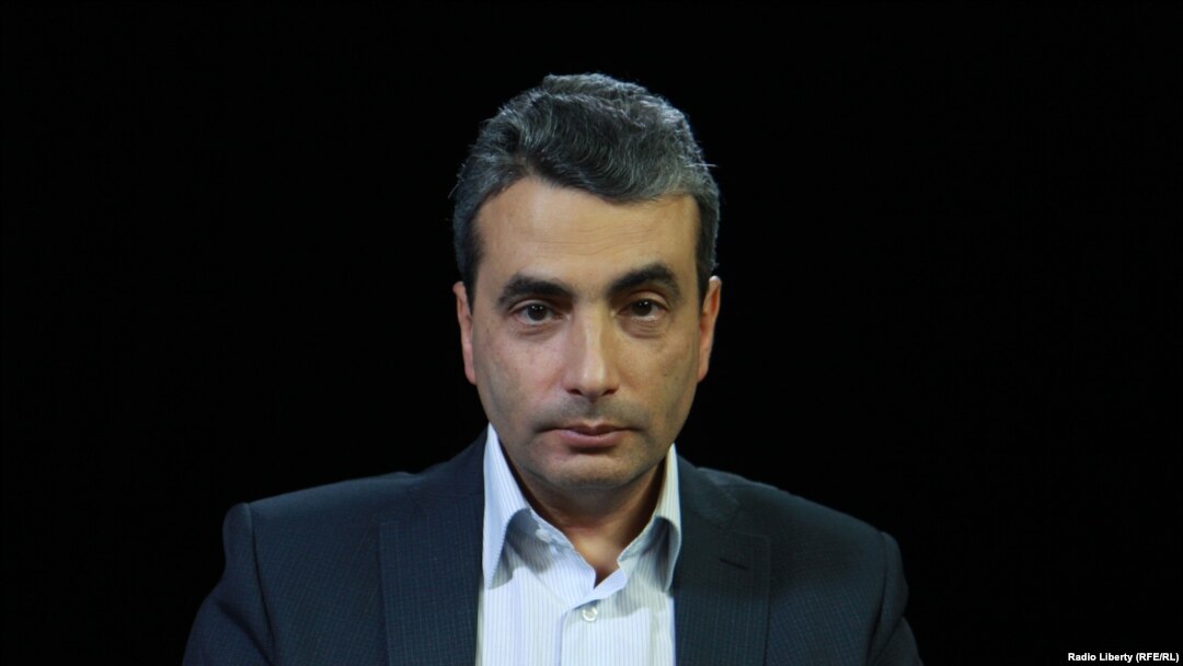 Лев Шлосберг