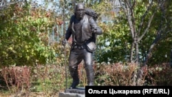 Памятник Дерсу Узала. Красный Яр. Приморский край