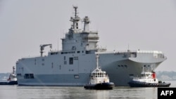 Pamje e luftanijes franceze të tipit Mistral