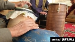 دلسوز وایي، پخوا به په ننګرهار ور هاخوا نورو ولایتونو او لېرې پرتو سیمو ته د خوښۍ محفلونو ته تلل، خو اوس چې د خلکو کاروبارونه پیکه او د ناامنۍ وېره خپره ده