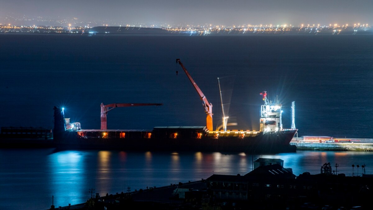 Посланикът на САЩ в Южна Африка обвини страната в предоставяне