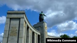 Берлин