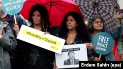 Ілюстрацыйнае фота. Акцыя ў падтрымку праваабаронцаў у Стамбуле, ліпень 2017 году