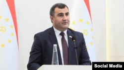 Алишер Мирзонабот