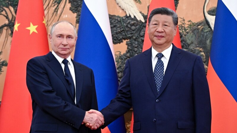Xi Jinping găzduiește liderii Rusiei și Coreei de Nord într-o demonstrație de forță la Beijing