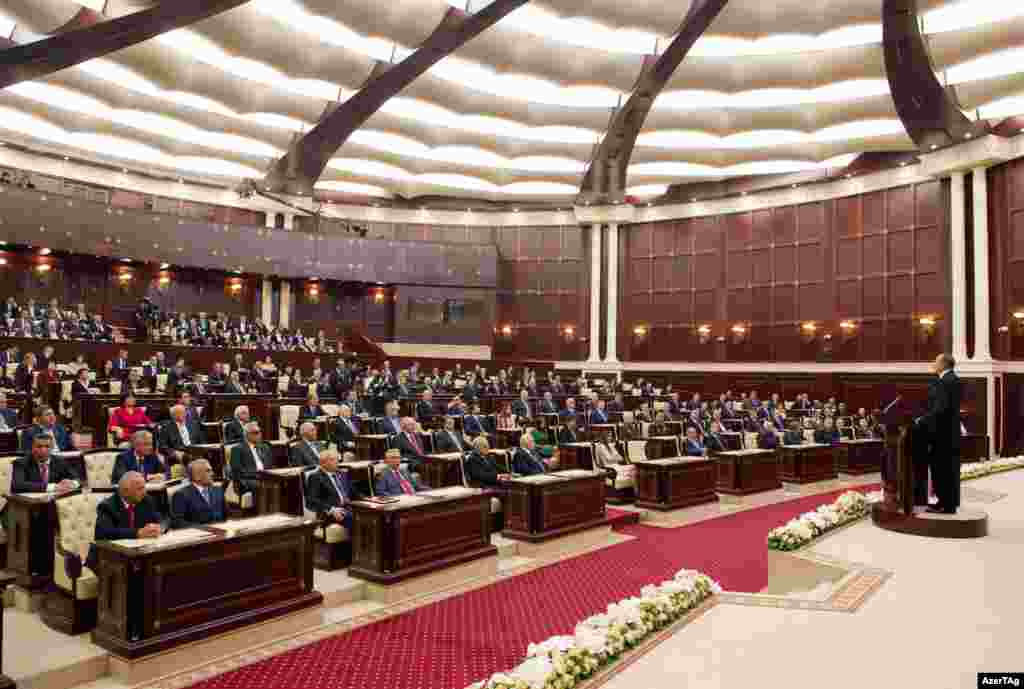 Deputies packed the parliament for the inauguration ceremony. 