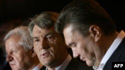Александр Мороз, Виктор Ющенко и Виктор Янукович наконец сошлись на дате парламентских выборов