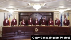 Magistrații Curții Constituționale a României (CCR) au amânat de trei ori o decizie în privința reformei pensionării magistraților.