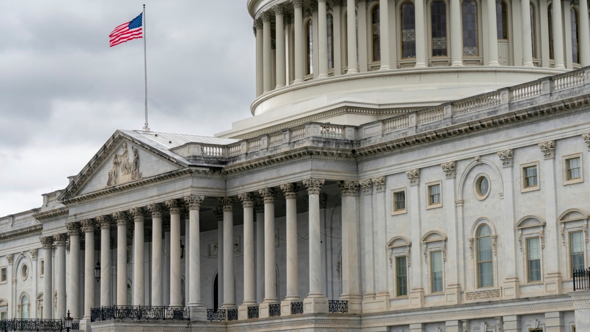 U.S. Congress Averts Government Shutdown, But Removes New Ukraine Support