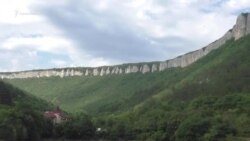 Проход платный. Просто так на гору Мангуп-Кале не попасть (видео)