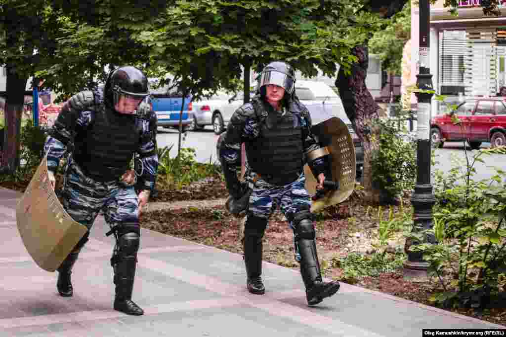 Russian riot police conducting exercises in the center of Simferopol annexed