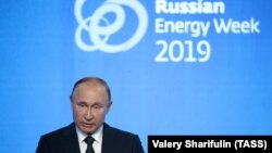 Președintele rus Vladimir Putin la Săptămâna Energetică de la Moscova, 2 octombrie 2019 