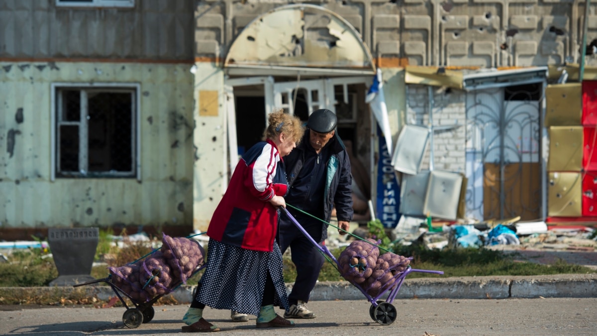 Дать по рукам ополченцам. Росглянец и дети Суркова. Осиновый кол российской  нравственности. Борис Немцов 