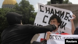 Lupta pentru drepturile homosexualilor în Rusia