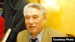 Чингиз Айтматов