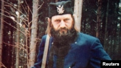Nikola Poplašen u četničkoj uniformi, fotografija iz 1992.