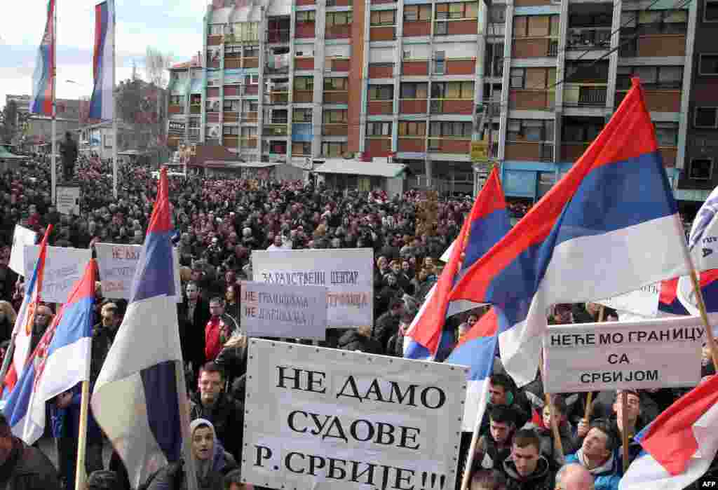 Mitrovica, 30. januar 2013. Foto: AFP / Saša Đorđević