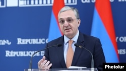  Министр иностранных дел Армении Зограб Мнацаканян