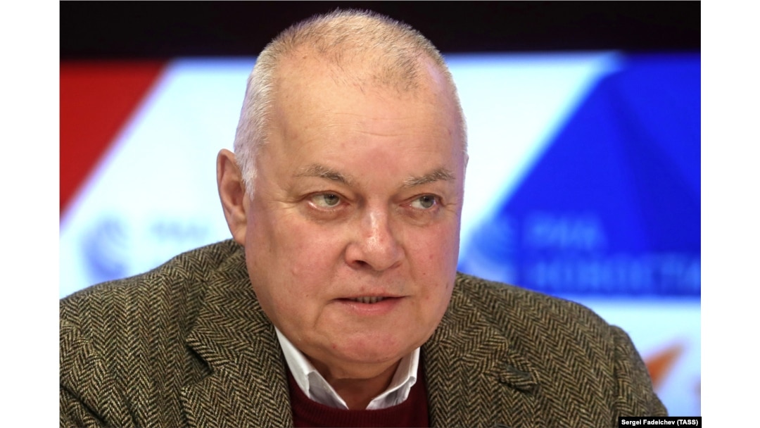 State TV presenter Dmitry Kiselyov: “Here’s a vaccine for you.... But in response, citizens, for the most part, wanted to spit on themselves and others.”