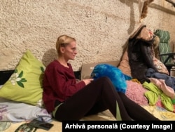 Polina Țimbal în adăpostul din Kiev, înainte să plece în România.