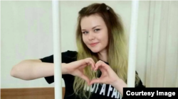 Надин Гейслер в зале суда