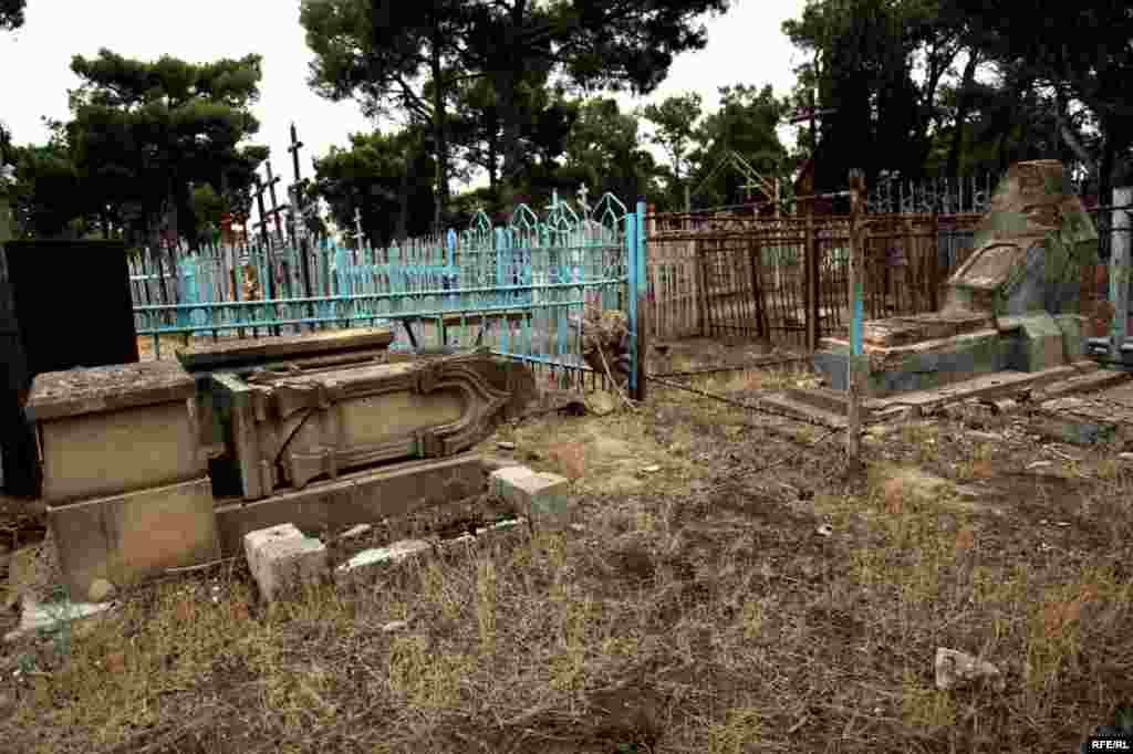 Suraxanıda xristian məzarlığı #7