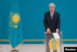 Қазақстан президенті Қасым-Жомарт Тоқаев Құрылтай сайлауға дауыс беріп тұр. Астана, 23 тамыз, 2026 жыл.