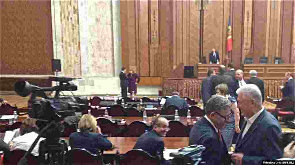 Un comunist aparent vesel... Vladimir Voronin