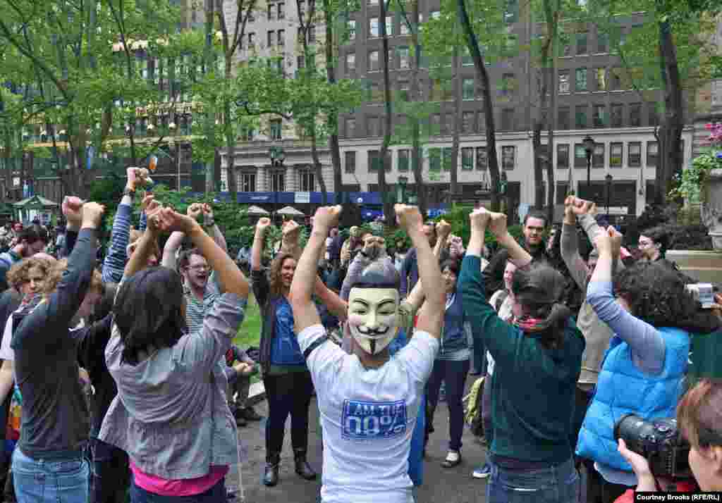 An animal rights activist intercepted an OWS planning session and convinced them all to cheer for her cause.