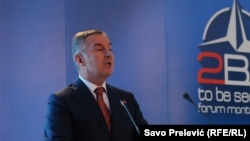 црногорскиот премиер Мило Ѓукановиќ