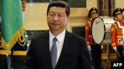 Президент Китая Си Цзиньпин в Ашгабате. 3 сентября 2013 года.