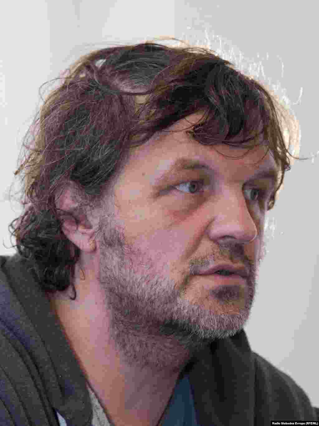 Promocija knjige Emira Kusturice u Banjaluci - Filmski reditelj Emir Kusturica u Banjaluci je 19. novembra 2010 predstavio autobiografsku knjigu "Smrt je neprovjerena glasina", fotogafije: Saša Čolić