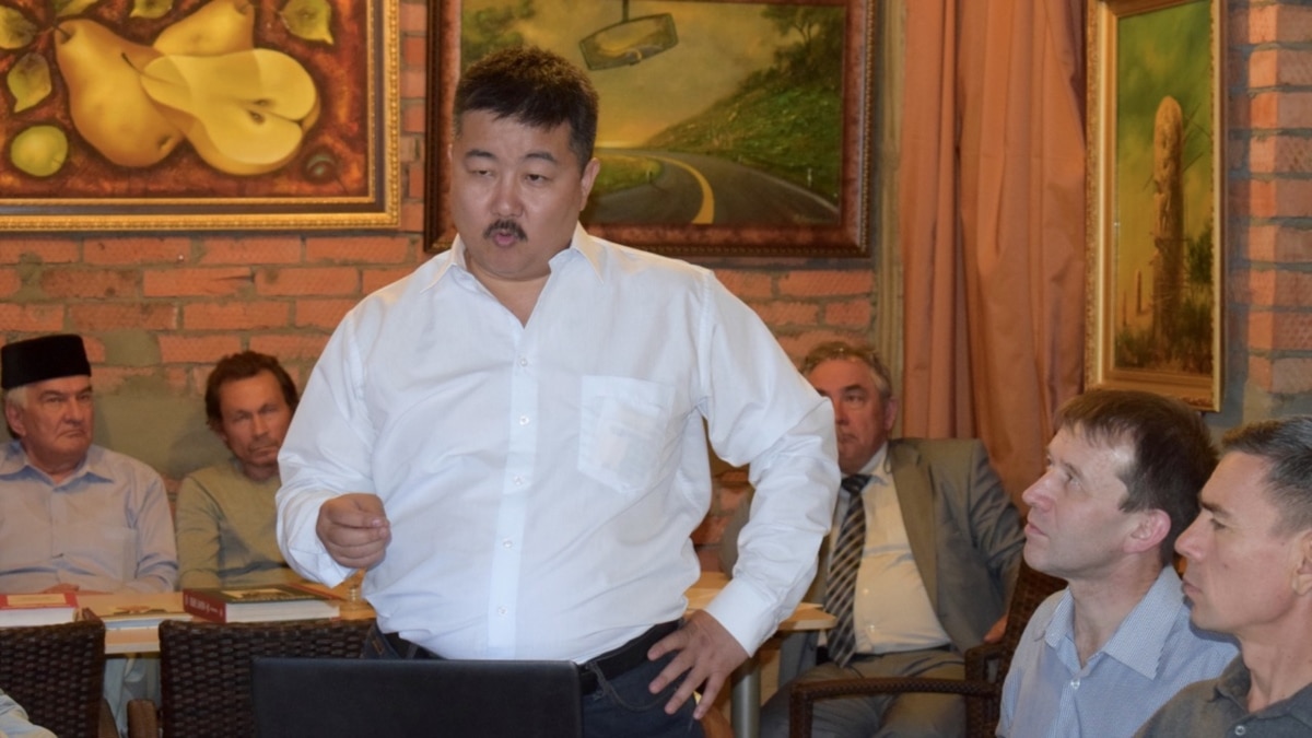 A Kalmyk politician who was not admitted to Mongolia flew to the United States