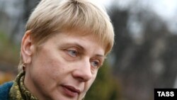 Любовь Ковалева - мать Владислава Ковалева, приговоренного судом в белоруссии к смертной казни, Минск, 1 декабря 2011