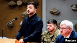 Владимир Зеленский во время визита в Гаагу