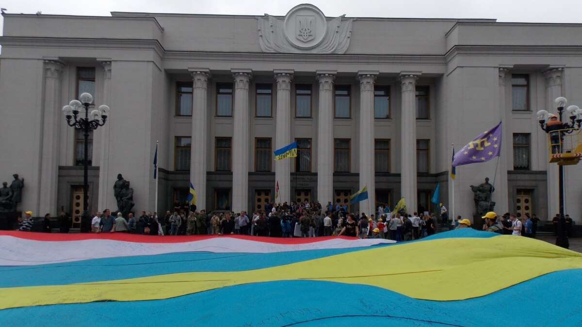 Верховный крым. Здание парламента Украины ремонт. Украина Parliament devochka. Ukraine WR.