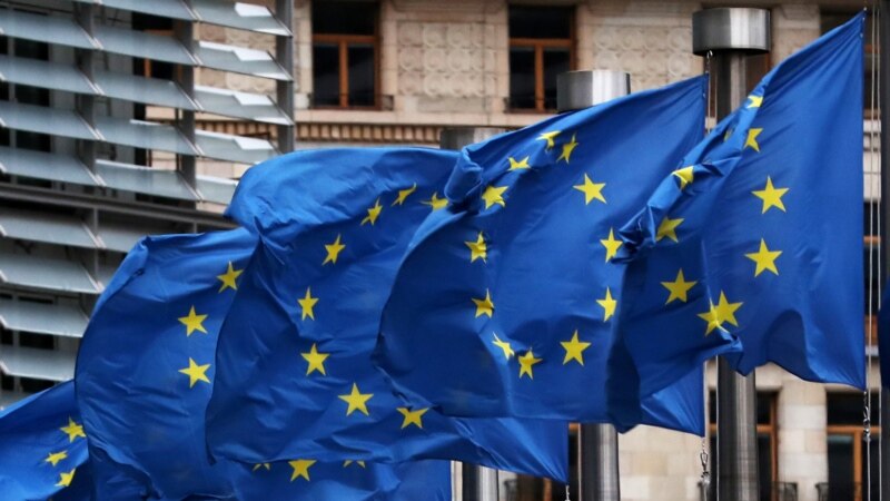 UE critică amendamentele socialiștilor la legea privind audiovizualul